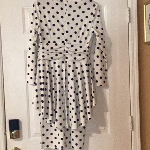 Dress - Picture 6 of 6